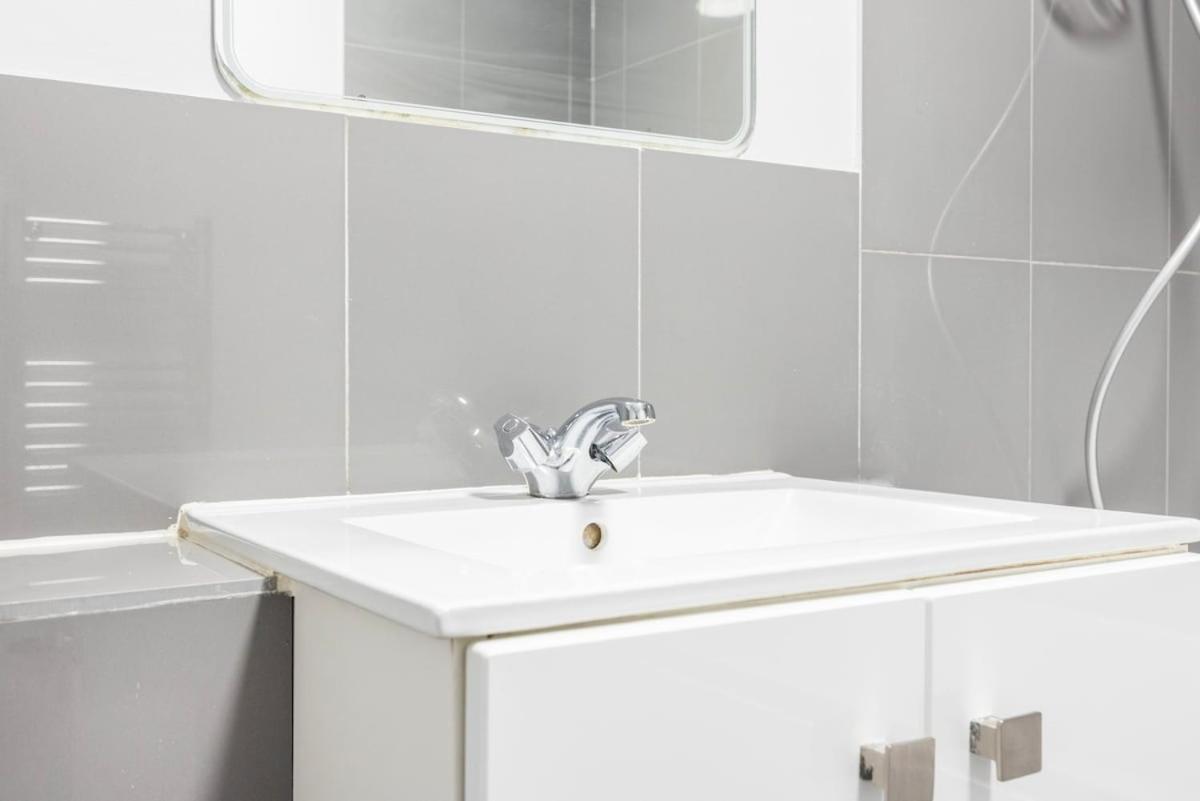 Apartament The Blue Hideaway - Spacious Battersea House With Private Garden