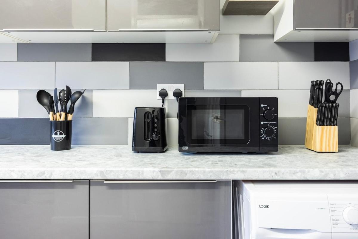 The Blue Hideaway - Spacious Battersea House With Private Garden Apartament *
