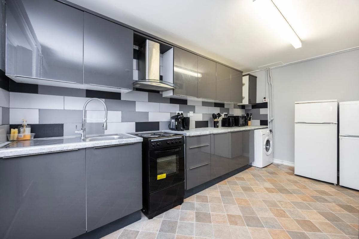 The Blue Hideaway - Spacious Battersea House With Private Garden Appartamento